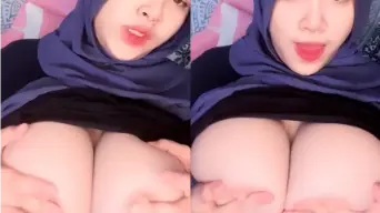 Kerudung Ungu Toket Super Gede Video by SpankBang
