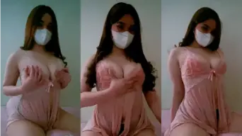 Mbak Naya Ebot Belahan Toket Mulus Video by HQporner