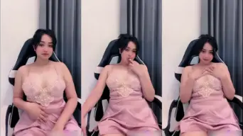 Dhea Cantik Sexy Lingerie Pink Live Video by SangeLink