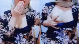 Jilbab Sange Masih di Kantor Mainin Tete Video by PornHub