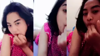 Wondergurl Daster Pink Sange Emut Jari Video by PornOne