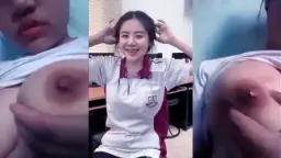 SM4 Cantik Remas Toket Gede Keluar Susu Video by HQporner